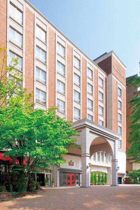 【オールドイングランド 道後山の手ホテル】