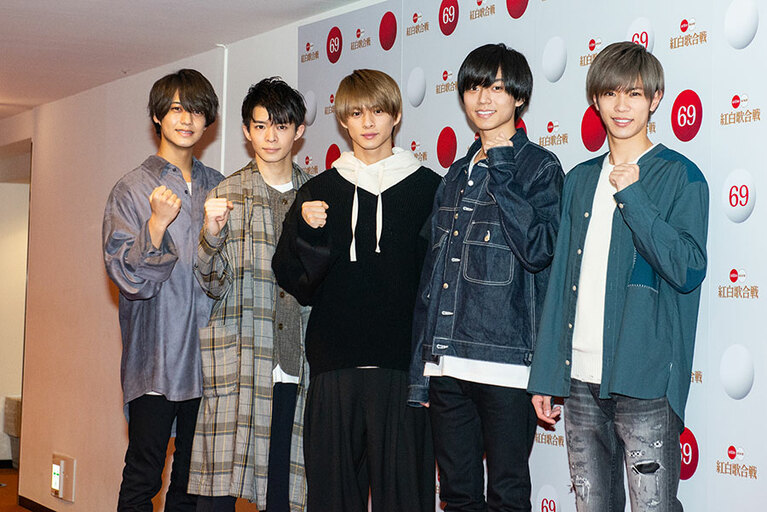 2018年紅白歌合戦リハーサルより。初出場で「シンデレラガール」を歌唱した年だ。キュート！　©文藝春秋