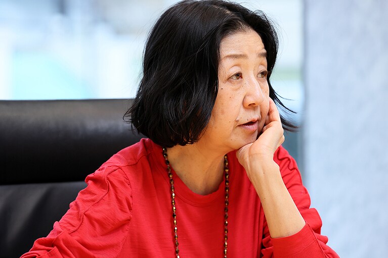 井上荒野さん。