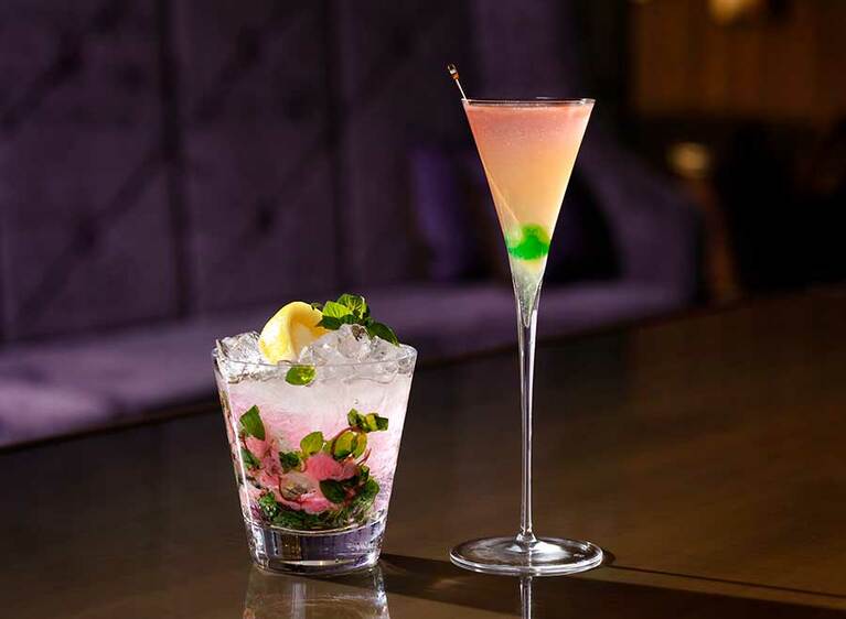 「美桜」1,800円、「スプリング オペラ」710円(各税込)／Bar S