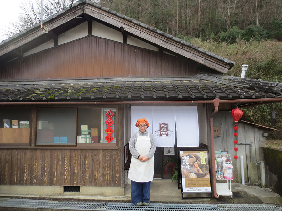 丹波篠山の奥で、唯一無二の店を営む仲谷佳子さん。