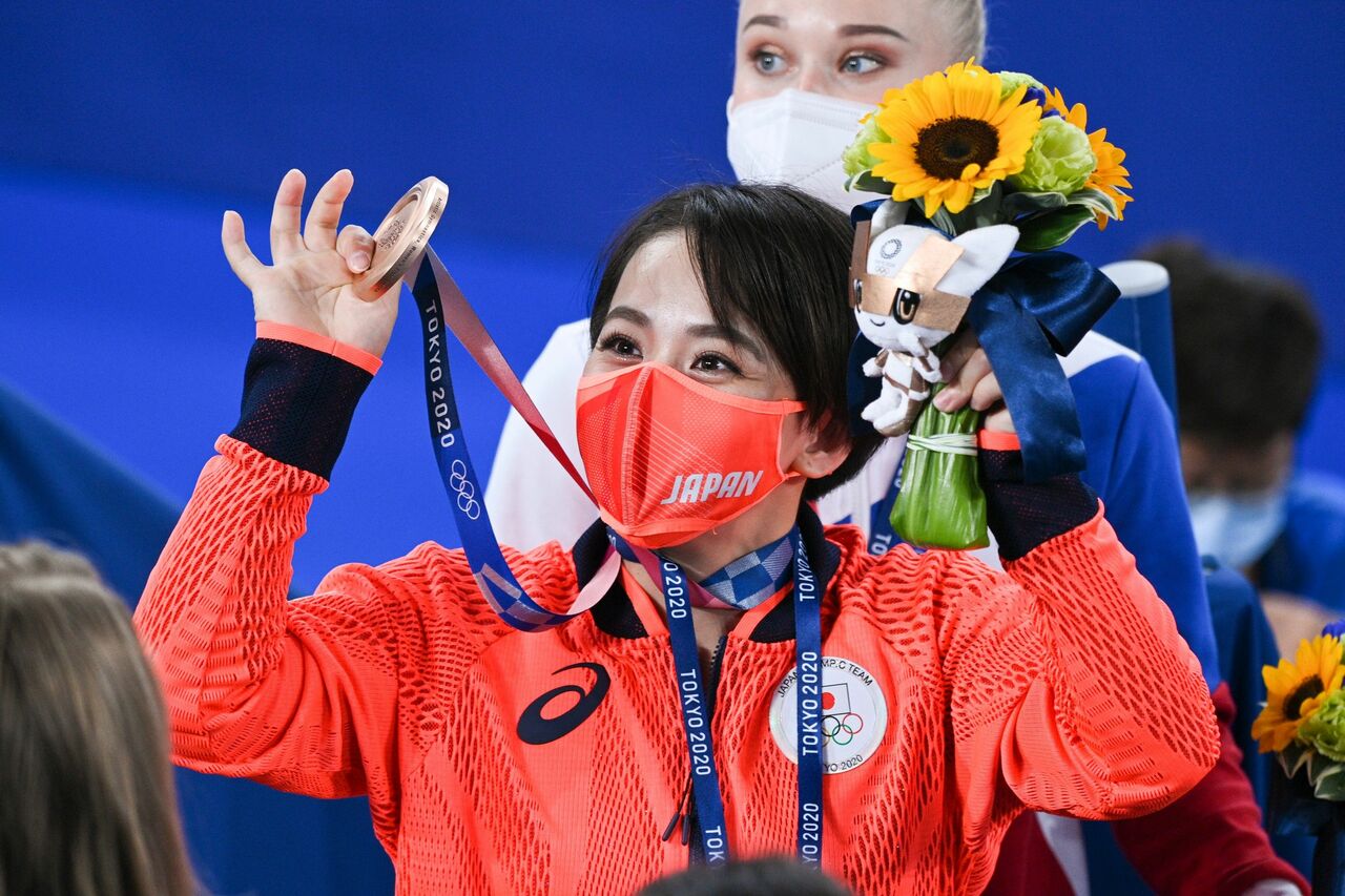 2021年、東京五輪での村上茉愛さん。種目別ゆかで銅メダルを獲得した ©JMPA