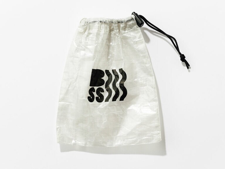 DCF ポーチ/プリント 4,290円／ビーエスアール