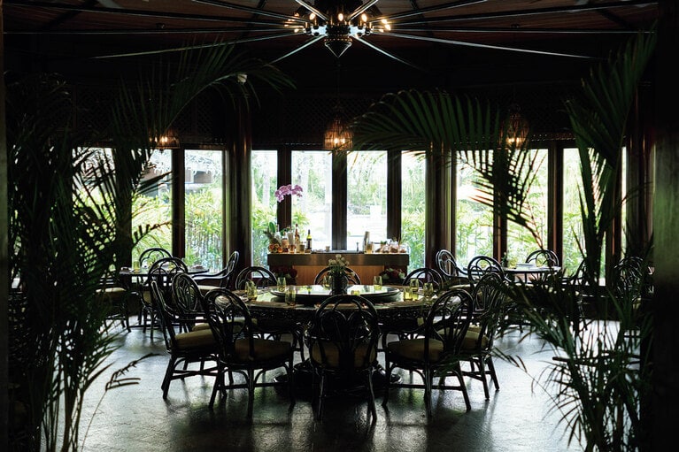 「スパイシーズ」のカリナリー・ジャーニーではサモサなどの人気メニューをアソートプレートで味わえる。