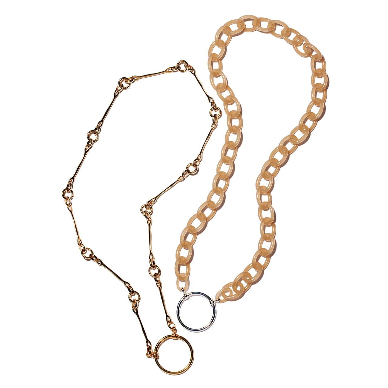 左から「889-NMC」89,540円、「009-NAC」35,200円／ともにラ・ループ（グローブスペックス エージェント 03-5459-8326）