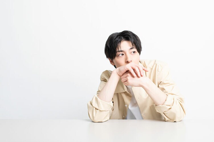 映画『異動辞令は音楽隊！』で サックス奏者を演じる高杉真宙 この2