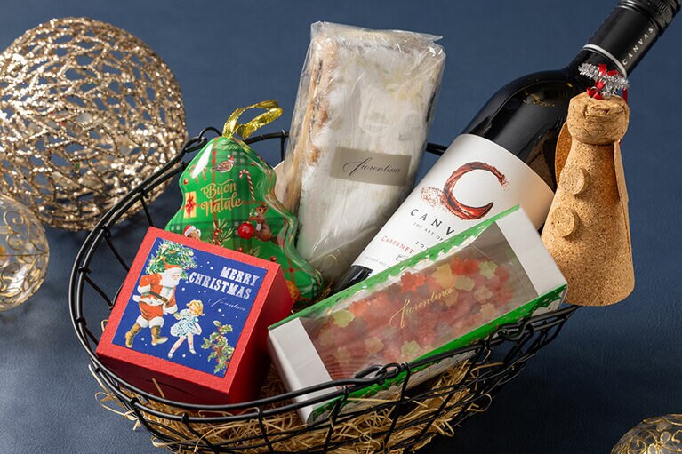 チャリティオーナメント。