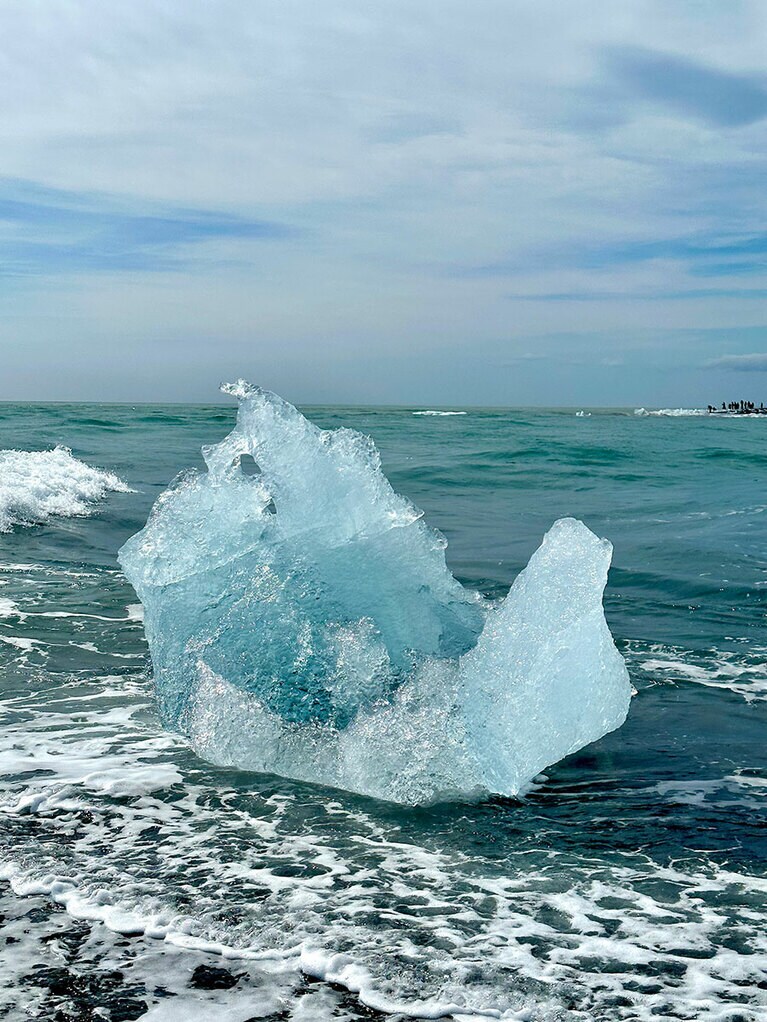 自分と同じくらいの氷も。