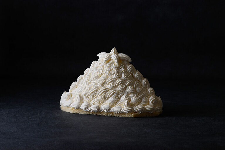 パレスホテル東京「モンブラン」（限定150個 21cm×10cm高さ13cm／9,500円）。