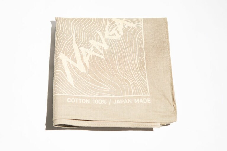 ナンガパルバットコントアーマップバンダナ 1,650円／NANGA(ナンガ)