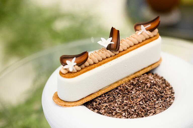 テイクアウト 1,188円、イートイン 1,210円。【販売期間】10月予定。