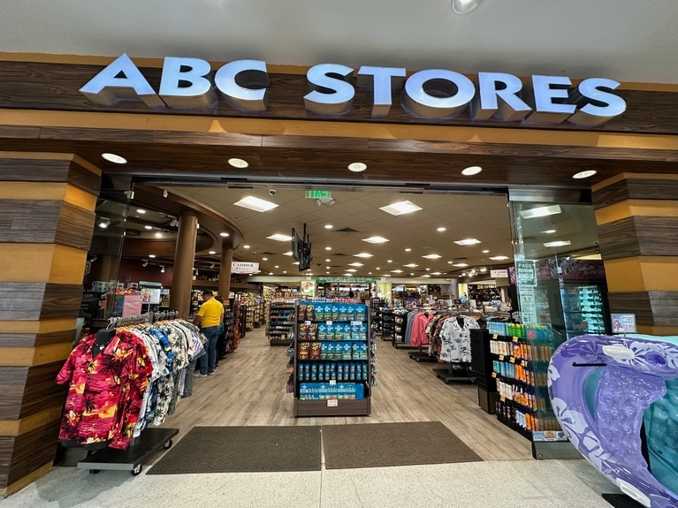 お気に入りは、デリコーナーも充実した38号店。