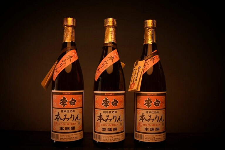 ジェラートにかける李白酒造の本みりん。