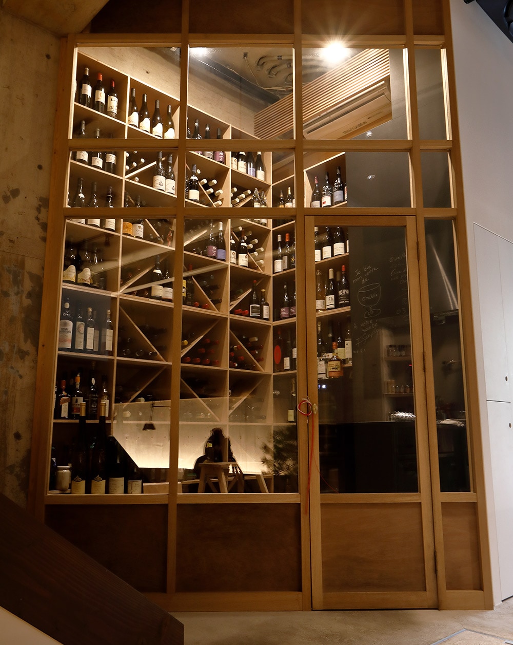 ブルゴーニュを中心にしたフランスワインが充実。グラス 1,500円～　ボトルは7,500円～。
