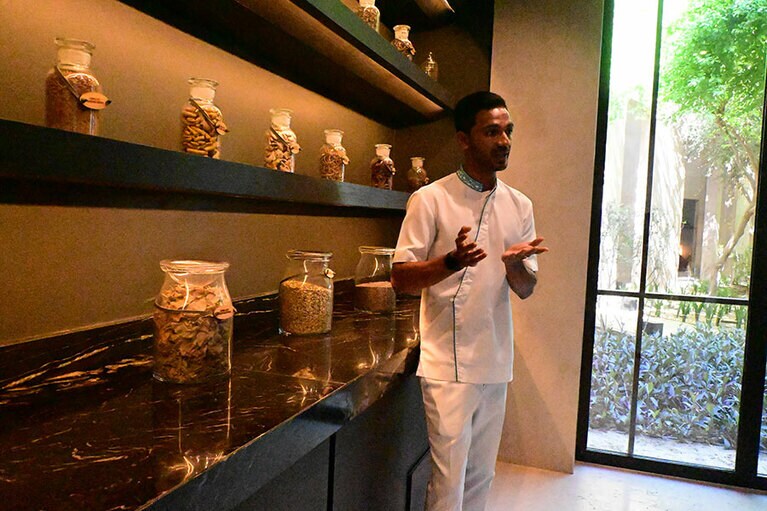 中東に伝わるウェルネスの叡智、TAIM。はじめて知った療法ですが、世界三大医学のひとつとする説も。自分に合ったハーブなども教えてもらえます。