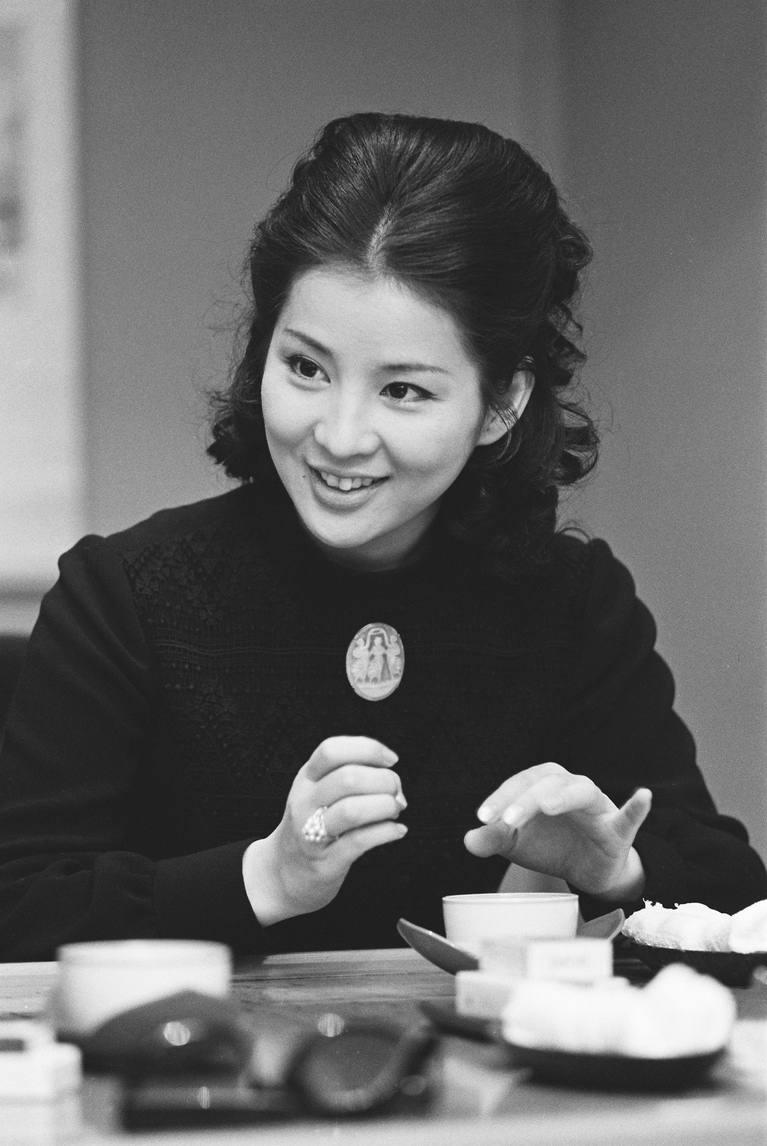 結婚前年、1972年の吉永小百合さん。©文藝春秋