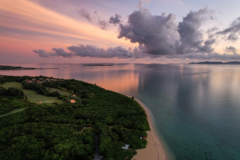 だんだん明るくなっていく空の美しさたるや。