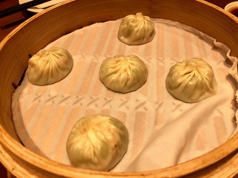 へちまとえび入り小籠包(5個) 170元。