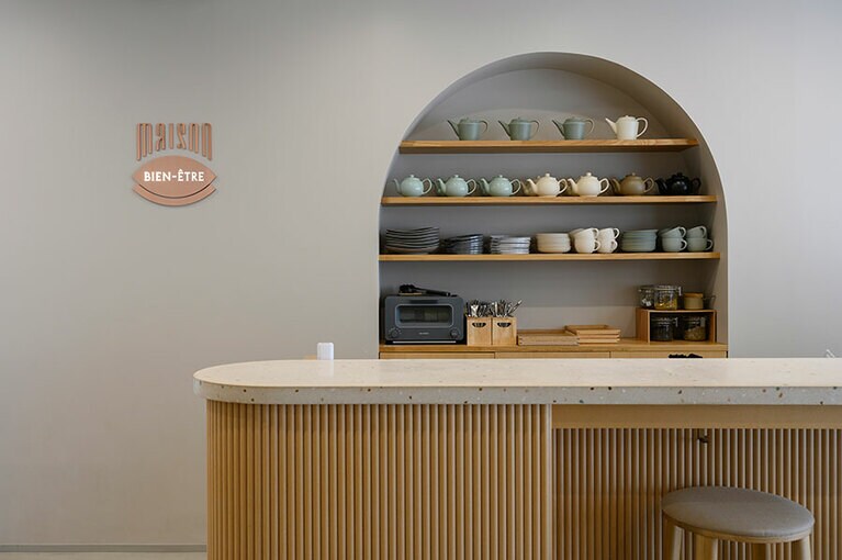 カウンター席。