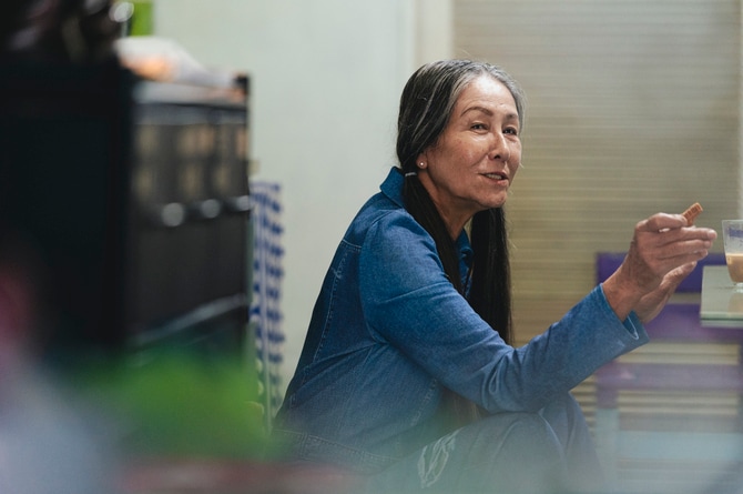 驚きのエピソードに満ちた半生を語る浅野順子さん。
