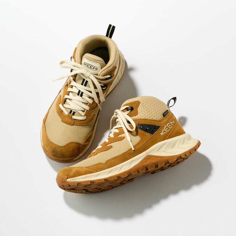 “ハイトレイル ミッド ウォータープルーフ” 20,900円／キーン