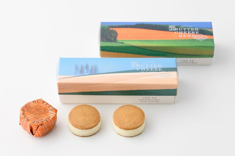 北のごちそう バターチーズサンド 北海道チェダーチーズ 各1,350円（3個入り）。