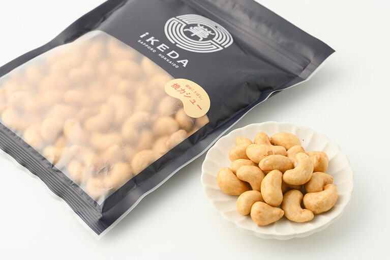 焼きカシュー 864円(215g)。