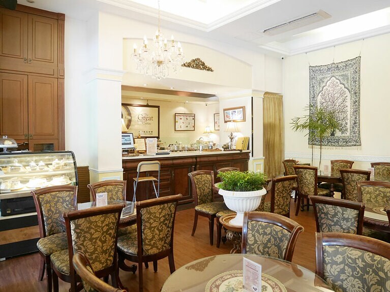 優雅な雰囲気が漂う店内。