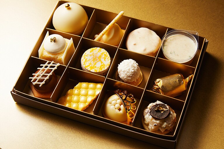 おうちでアフタヌーンティーも！　テイクアウト用 3,200円。