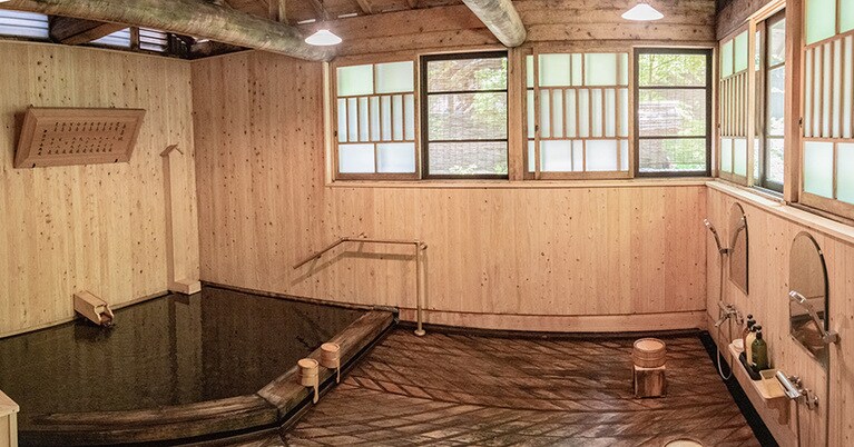 法師温泉 長寿館［群馬／法師温泉］女性専用「長寿乃湯」。