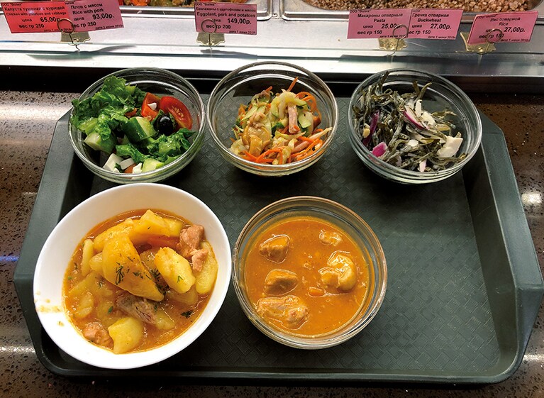 ロシアの食堂。