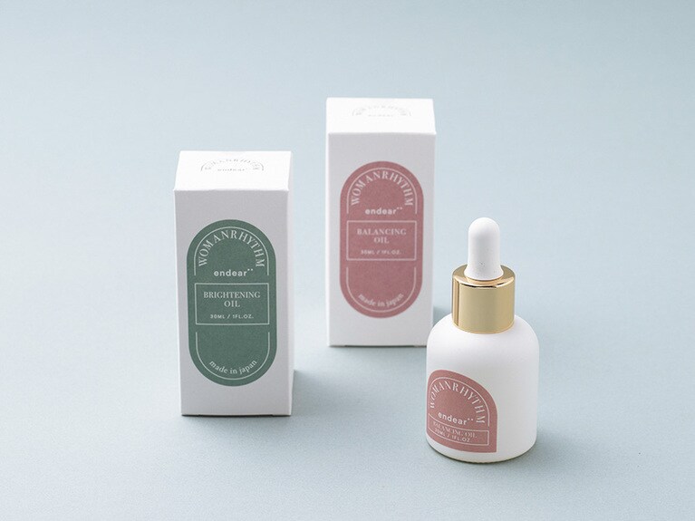 2本セット 各30ml 13,700円。