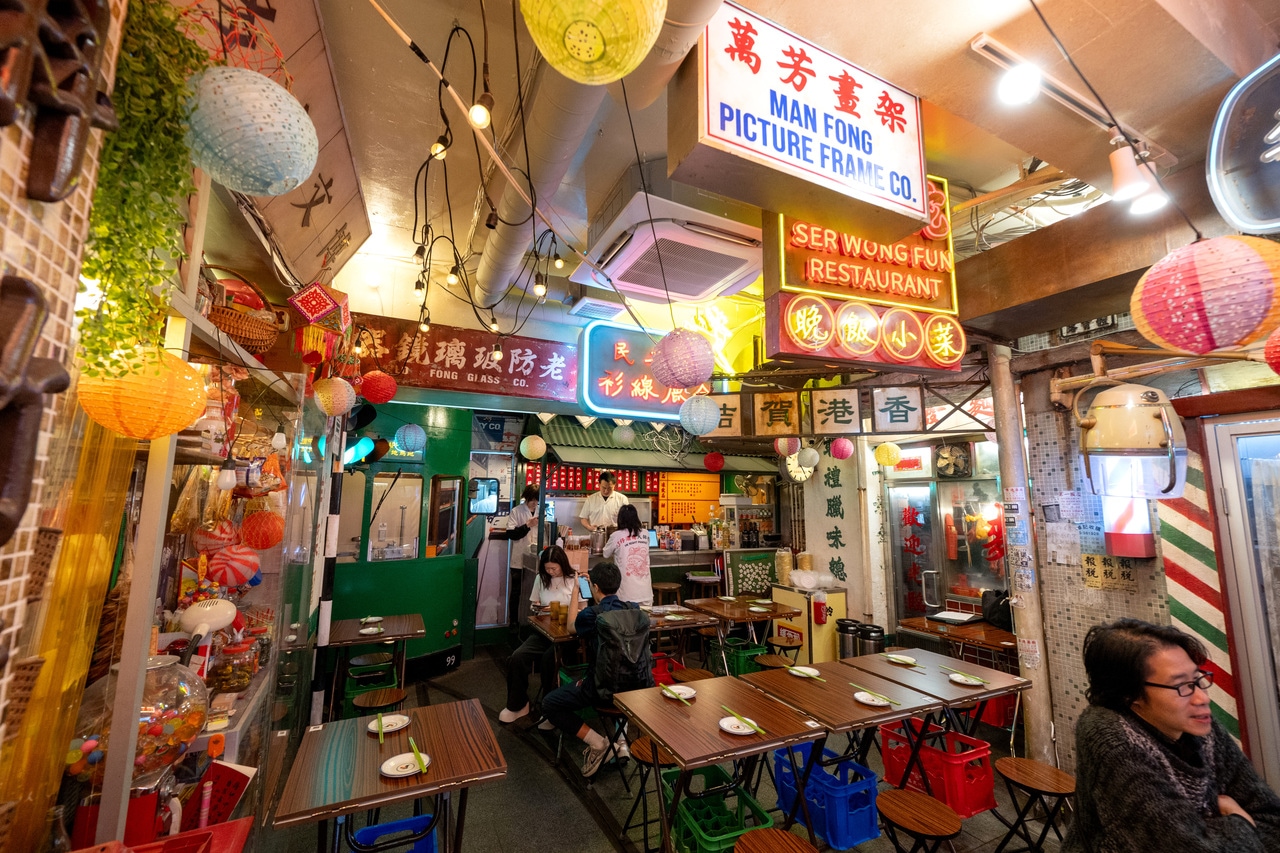 扉を開ければそこはまるで本物の香港!?