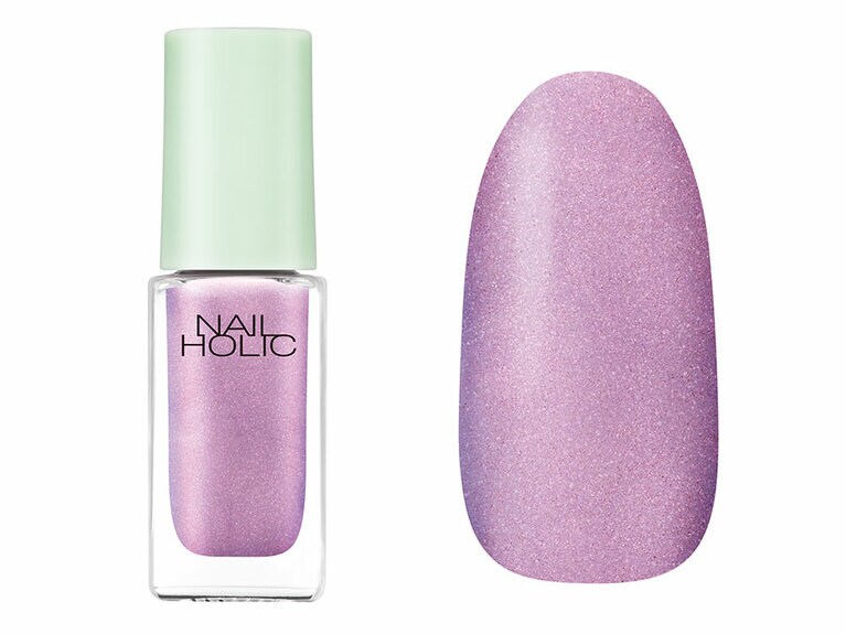 なめらかに広がり乾きも速いネイルカラー。優しいトーンのパープルピンク。ネイルホリック　リミテッドカラー PU124ブルーベリー 5ml 396円(編集部調べ)／コーセーコスメニエンス (2023/2/16［木］限定発売)