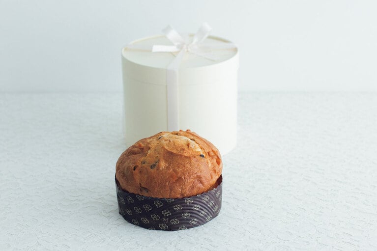 「パネトーネ」化粧箱入り500g 4,600円／パティスリー ペシュミニョン