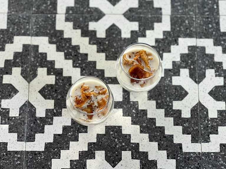 季節のスープで食欲が増す。