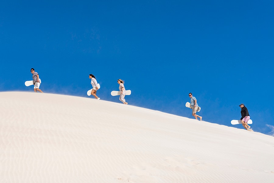 ピナクルズへ行く途中、白砂い大地が広がるランセリン砂丘にも立ち寄ってみたい。Photo：Tourism Western Australia