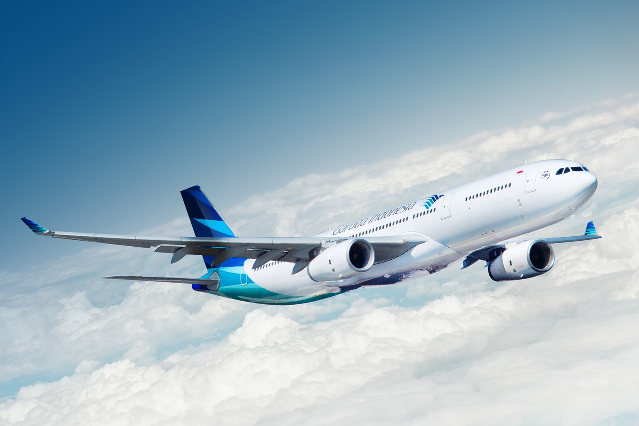 青のグラデーションが美しいガルーダ・インドネシア航空の機体。