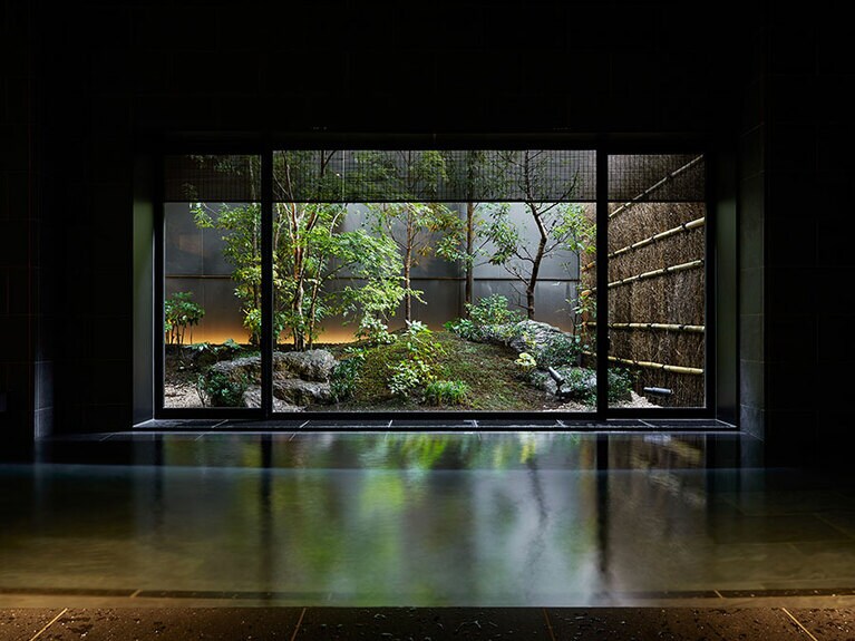 由縁別邸代田［東京／世田谷代田］内湯。Photo：Nacasa & Partners