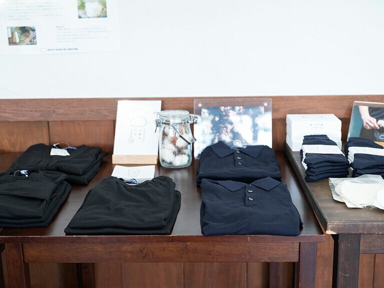 ショップには、加藤完一商店のニットも（売り切れの場合あり）。