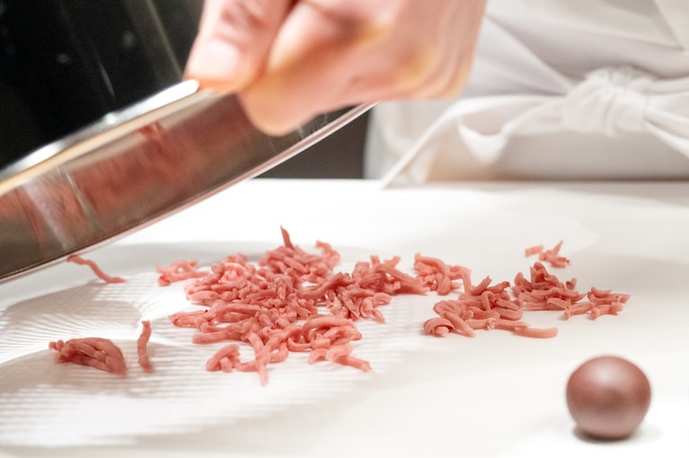 そぼろをつくる。