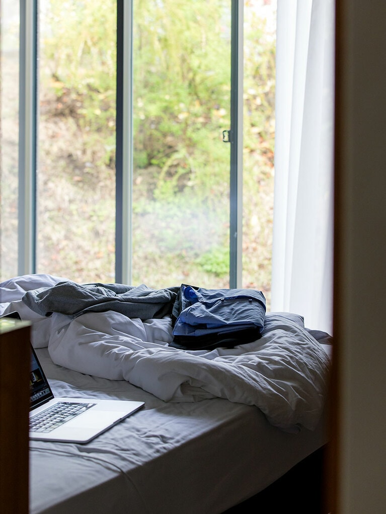 リビングと寝室は別部屋に。