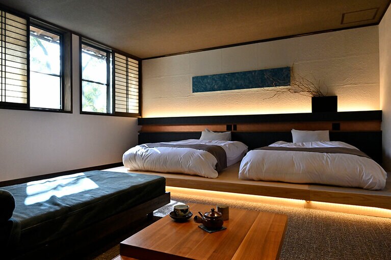 2021年9月にリニューアルして誕生した本館洋室「朝霧」。