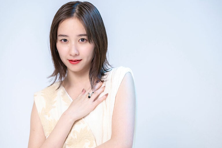 堀田真由さん。