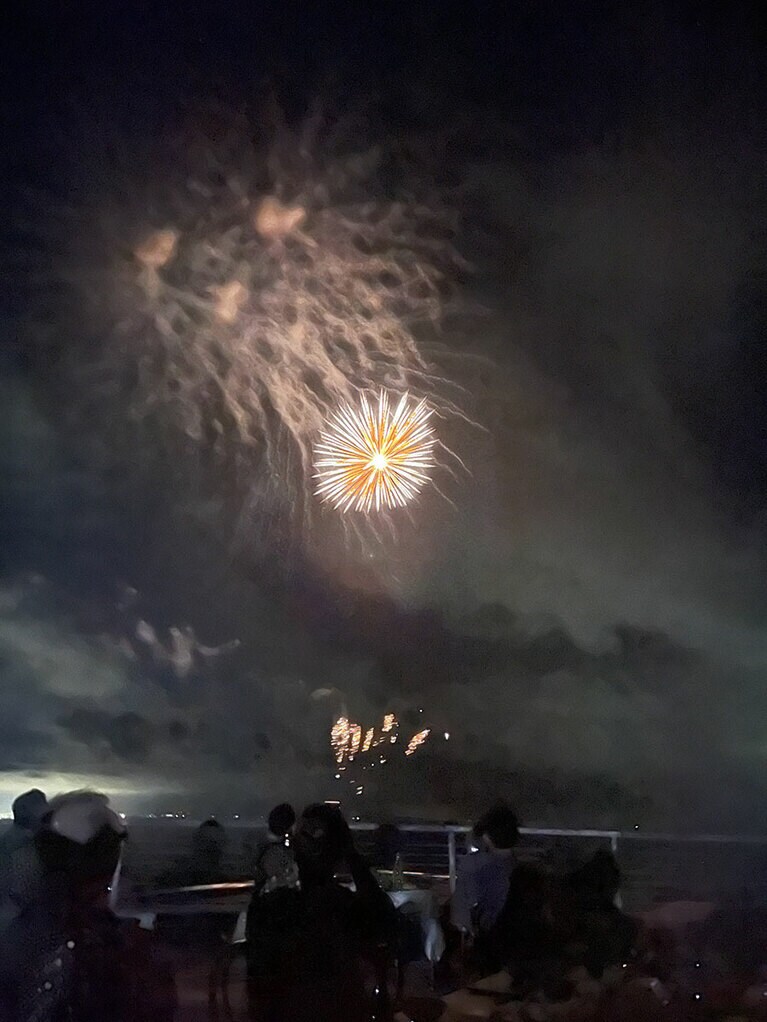 イベントの最後には花火も上がった。