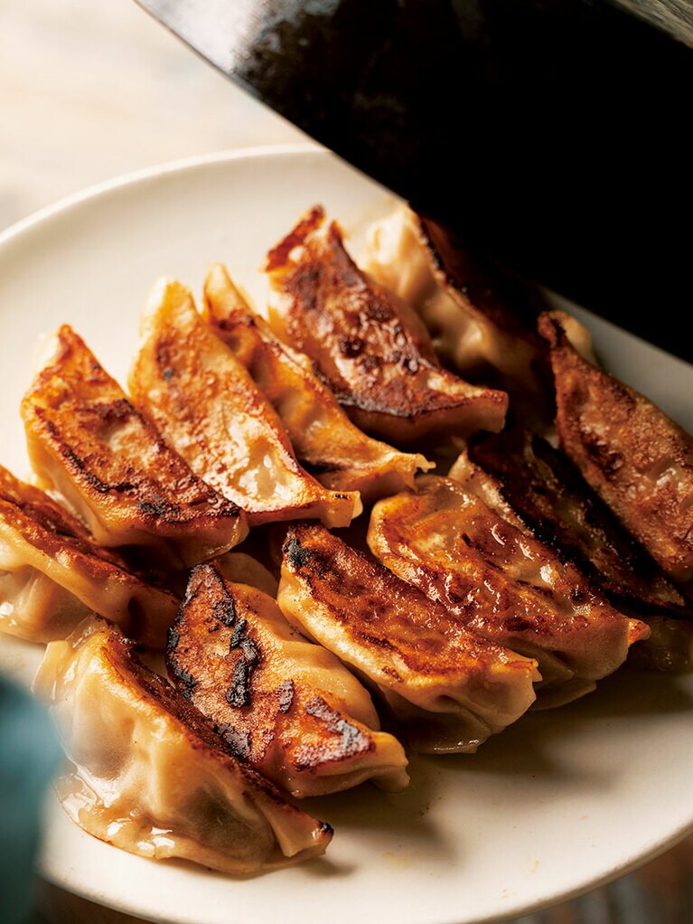 梁さんの焼き餃子(羊肉と大根)／OZ