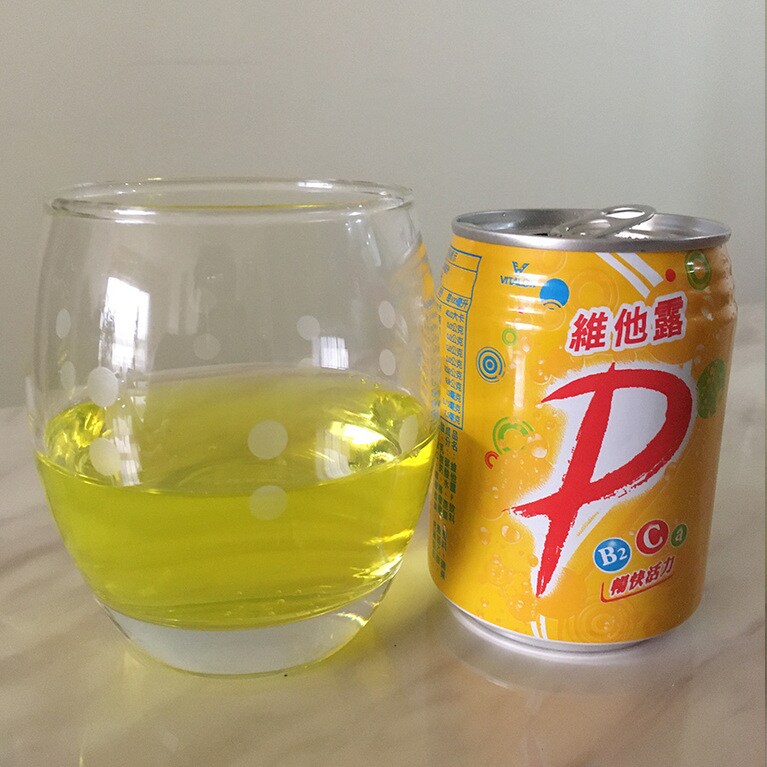 維他露P 8元 250ml。