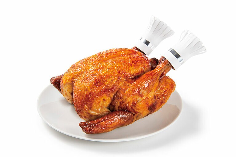 「国産ローストチキン丸焼」 2,700円／鳥麻＜グランスタB1改札内＞。