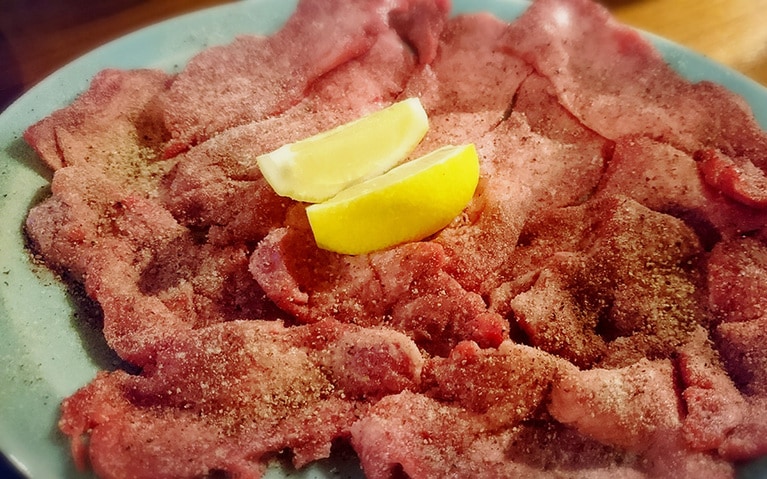 ロースターにのせ、さっくりと焼き上げる。ハイボールの出番かな。