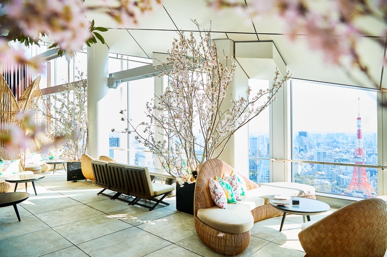 会場の前には東京タワーも。